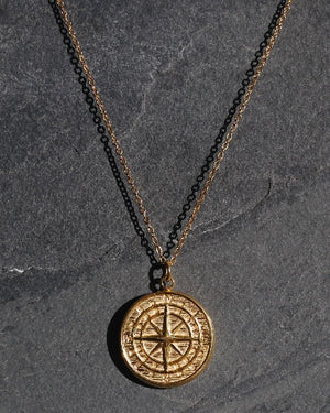 COMPASS PENDANT (GOLD)